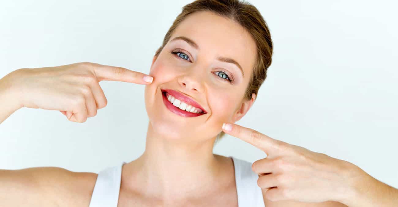 How To Whiten Your Teeth At Home Safely
